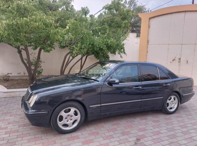 Mercedes E 270 2000, 400,000 km - 2.7 l - Bakı