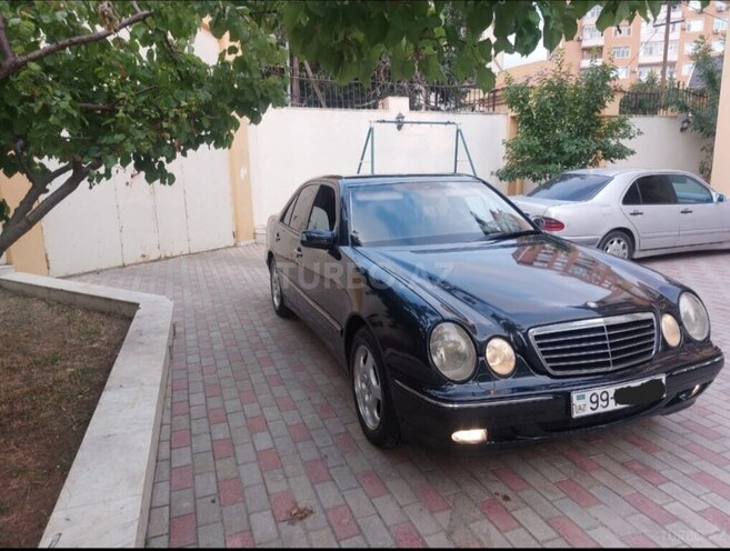 Mercedes E 270 2000, 400,000 km - 2.7 l - Bakı