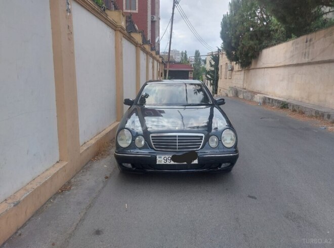 Mercedes E 270 2000, 400,000 km - 2.7 l - Bakı
