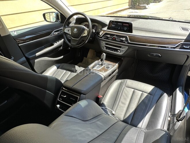 BMW 740 2017, 230,000 km - 3.0 l - Bakı