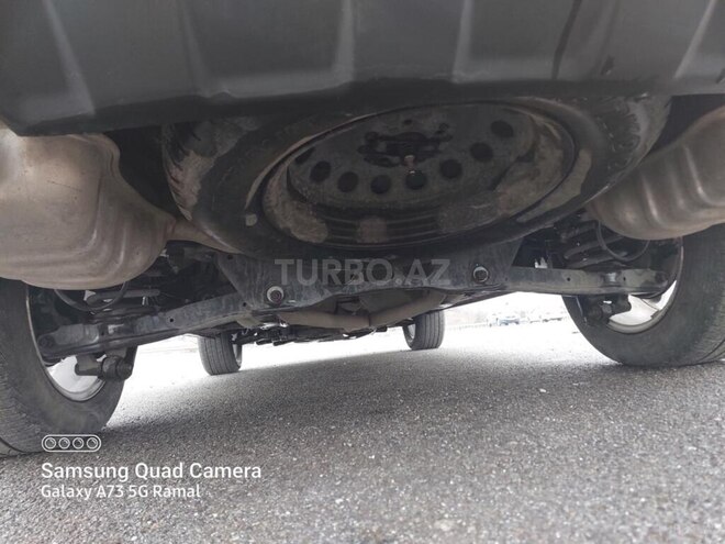 Hyundai Santa Fe 2011, 400,000 km - 2.0 l - Astara