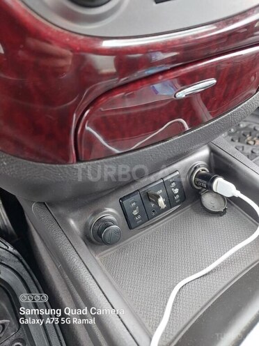 Hyundai Santa Fe 2011, 400,000 km - 2.0 l - Astara