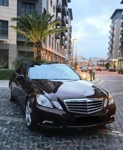 Mercedes E 220 2010, 270,000 km - 2.2 l - Bakı