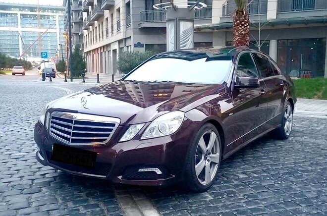 Mercedes E 220 2010, 270,000 km - 2.2 l - Bakı