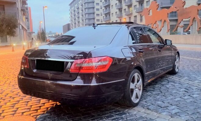 Mercedes E 220 2010, 270,000 km - 2.2 l - Bakı