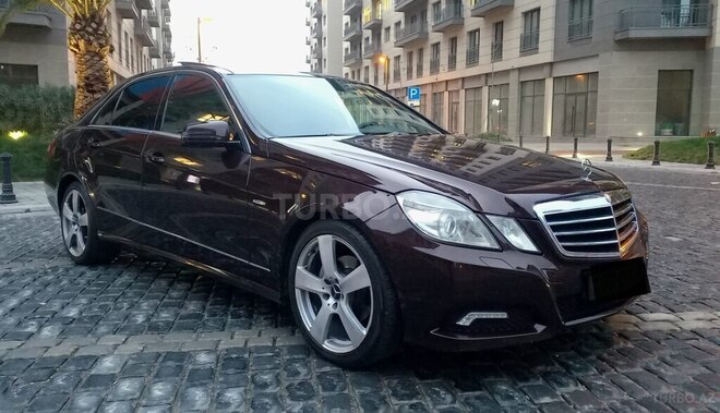 Mercedes E 220 2010, 270,000 km - 2.2 l - Bakı