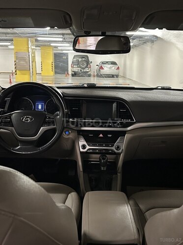 Hyundai Elantra 2016, 98,800 km - 2.0 l - Gəncə