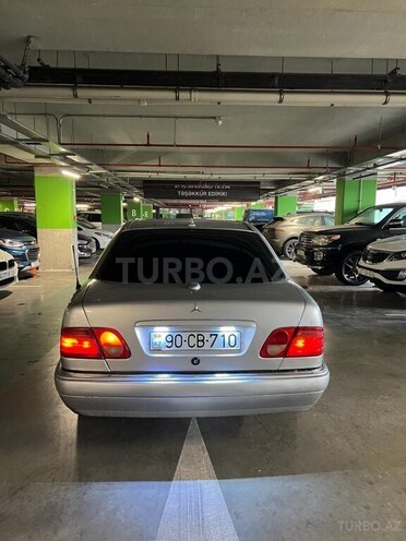 Mercedes E 200 1996, 290,000 km - 2.0 л - Bakı