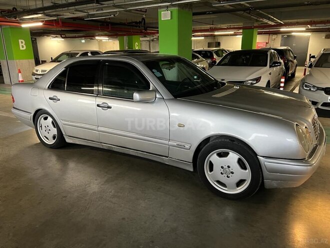Mercedes E 200 1996, 290,000 km - 2.0 л - Bakı