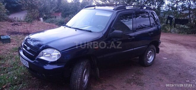 Chevrolet Niva 2005, 280,000 km - 1.7 л - Astara