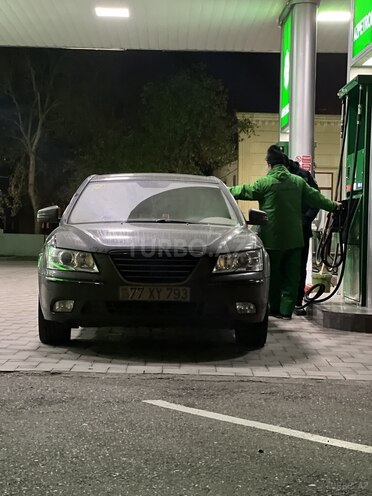 Hyundai Sonata 2008, 245,654 km - 2.0 l - Saatlı