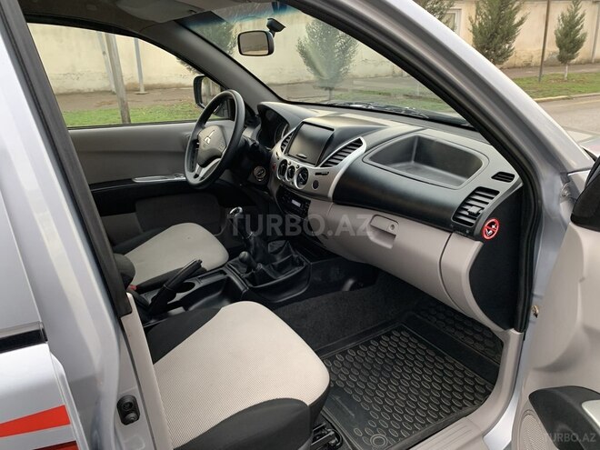 Mitsubishi L200 2013, 138,311 km - 2.5 l - Bakı