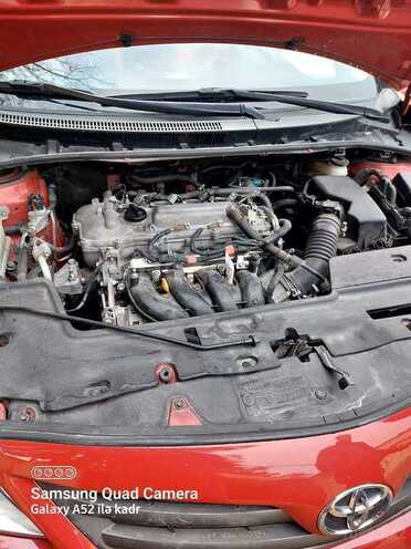 Toyota Corolla 2010, 183,000 km - 1.6 l - Naftalan