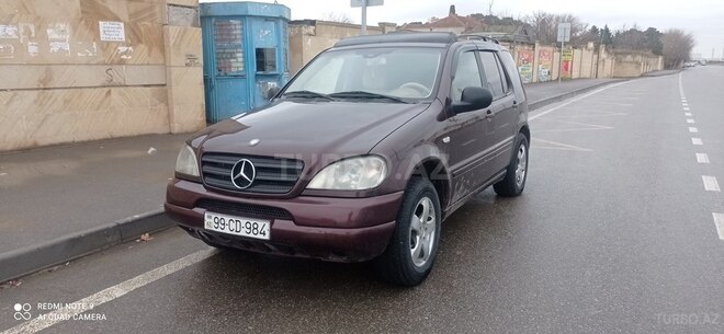Mercedes ML 270 2002, 352,462 km - 2.7 l - Sumqayıt