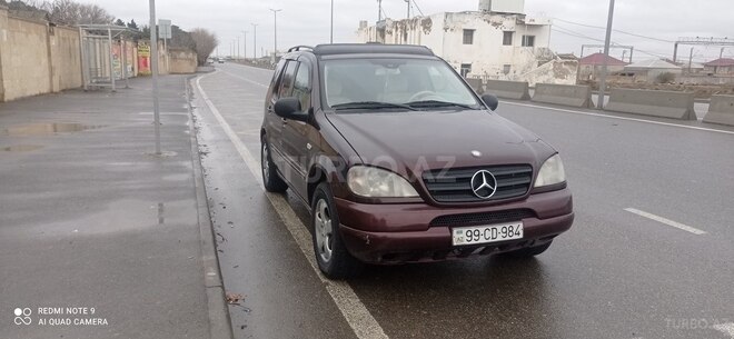 Mercedes ML 270 2002, 352,462 km - 2.7 l - Sumqayıt