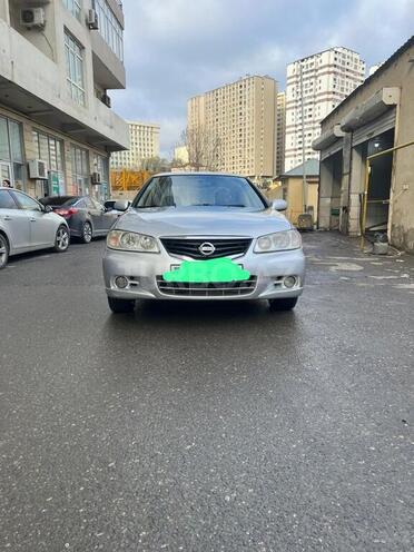 Nissan Sunny 2010, 270,000 km - 1.6 l - Bakı