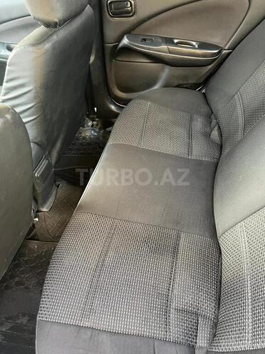 Nissan Sunny 2010, 270,000 km - 1.6 l - Bakı