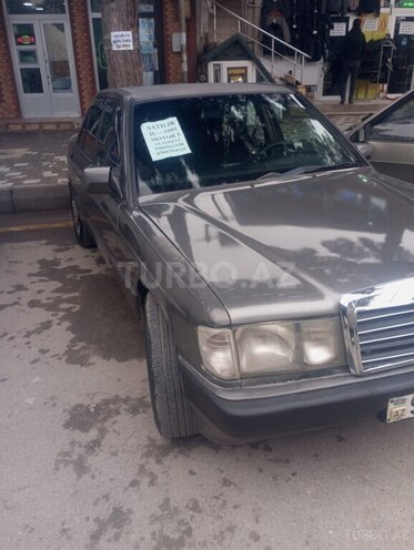 Mercedes 190 1991, 351,000 km - 2.0 l - Xaçmaz