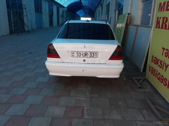 Mercedes C 200 1998, 588,500 km - 2.0 л - Tovuz