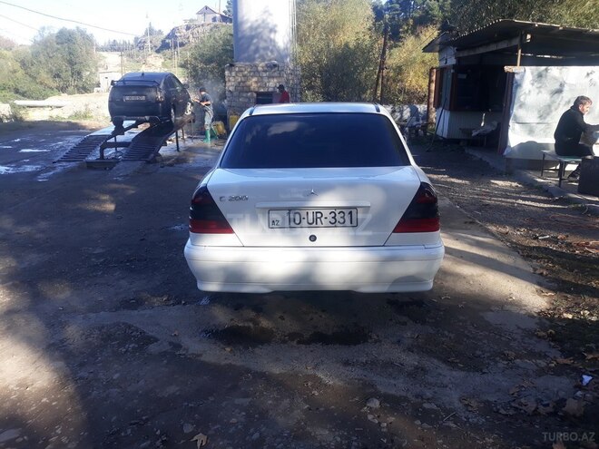 Mercedes C 200 1998, 588,500 km - 2.0 л - Tovuz