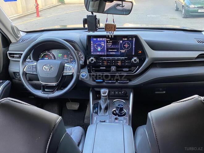 Toyota Highlander 2021, 29,000 km - 2.5 l - Bakı