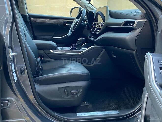 Toyota Highlander 2021, 29,000 km - 2.5 l - Bakı