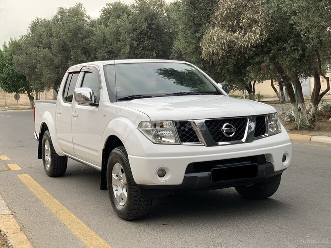 Nissan Navara 2014, 135,258 km - 2.5 l - Bakı