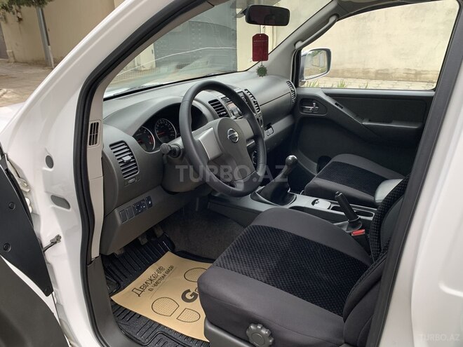 Nissan Navara 2014, 135,258 km - 2.5 l - Bakı