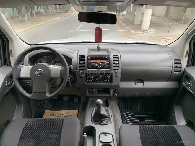 Nissan Navara 2014, 135,258 km - 2.5 l - Bakı