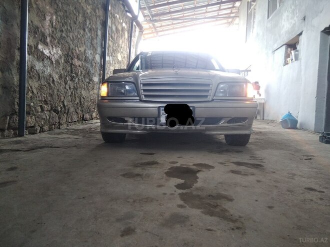 Mercedes C 230 1997, 350,000 km - 2.3 л - Göygöl