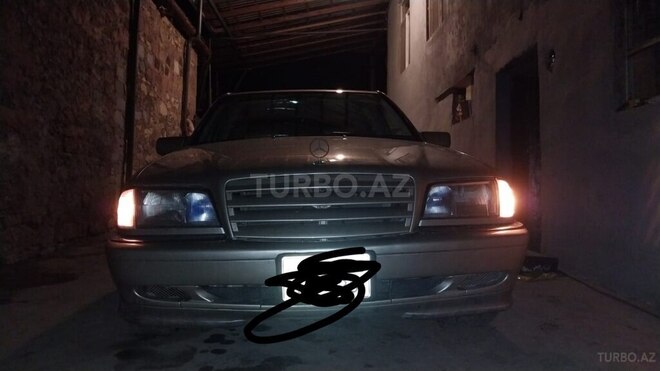 Mercedes C 230 1997, 350,000 km - 2.3 л - Göygöl