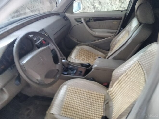 Mercedes C 230 1997, 350,000 km - 2.3 л - Göygöl