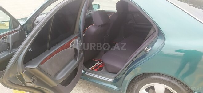 Mercedes E 230 1996, 209,000 km - 2.3 l - Sumqayıt