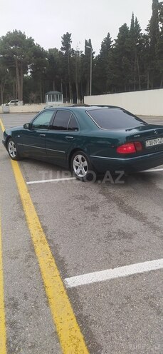 Mercedes E 230 1996, 209,000 km - 2.3 l - Sumqayıt