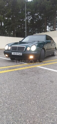 Mercedes E 230 1996, 209,000 km - 2.3 l - Sumqayıt