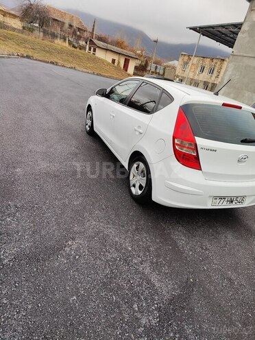 Hyundai i30 2009, 260,000 km - 1.4 l - Şəki