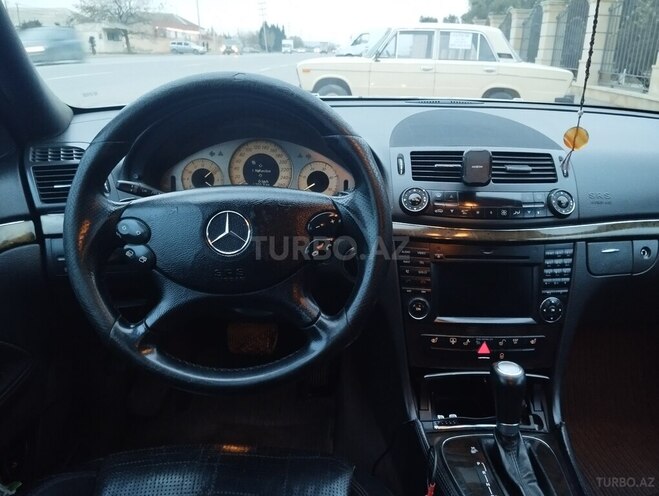 Mercedes E 220 2003, 493,500 km - 2.2 l - Bakı