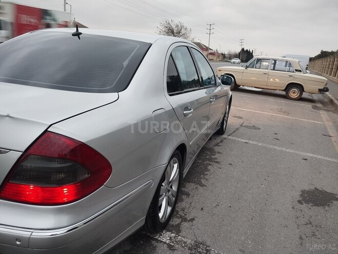 Mercedes E 220 2003, 493,500 km - 2.2 l - Bakı