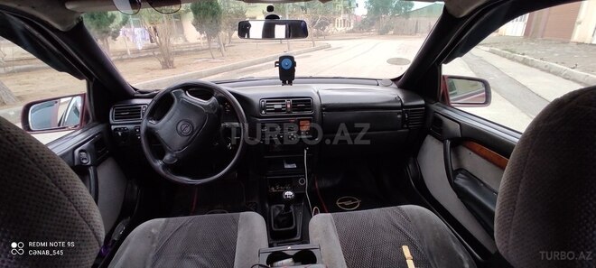 Opel Vectra 1994, 298,000 km - 2.0 л - Bakı