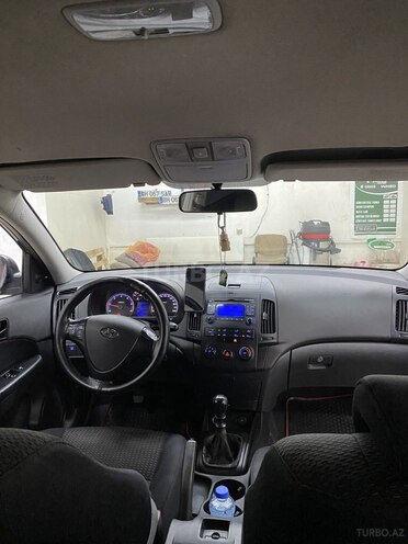Hyundai i30 2008, 300,000 km - 1.6 l - Bakı
