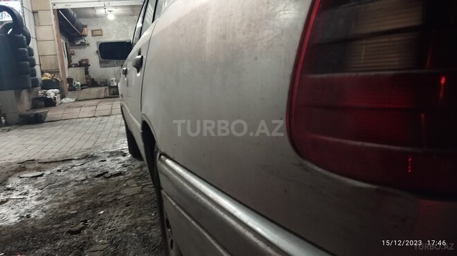 Mercedes C 280 1997, 495,000 km - 2.8 l - Bakı