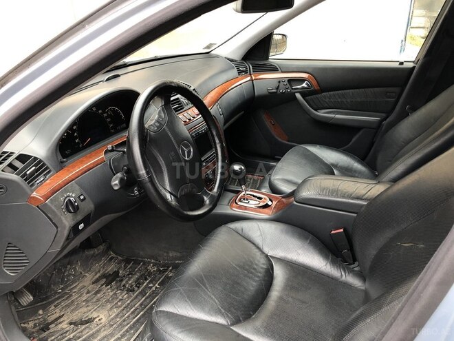 Mercedes S 320 2001, 204,084 km - 3.2 l - Qusar