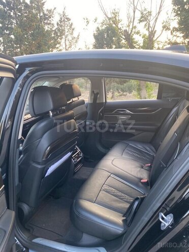 BMW 740 2017, 230,000 km - 3.0 l - Bakı