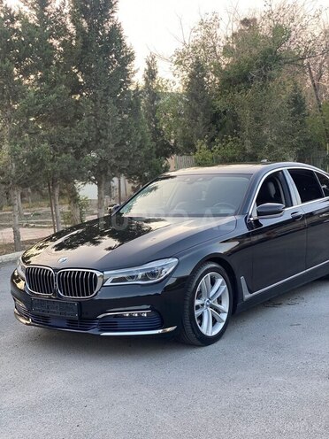BMW 740 2017, 230,000 km - 3.0 l - Bakı