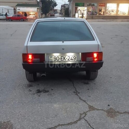 LADA (VAZ) 2109 2000, 367,000 km - 1.5 л - Naftalan