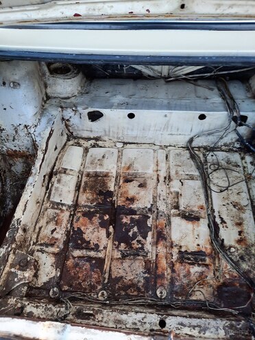 LADA (VAZ) 2107 1984, 69,852 km - 1.5 л - Salyan