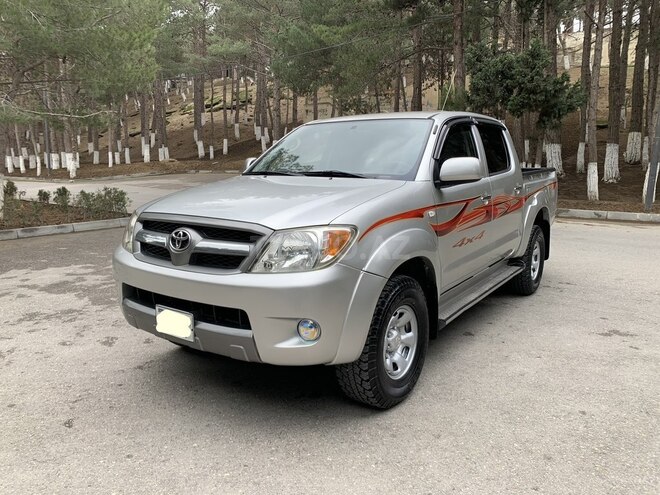 Toyota Hilux 2006, 154,320 km - 2.5 l - Bakı
