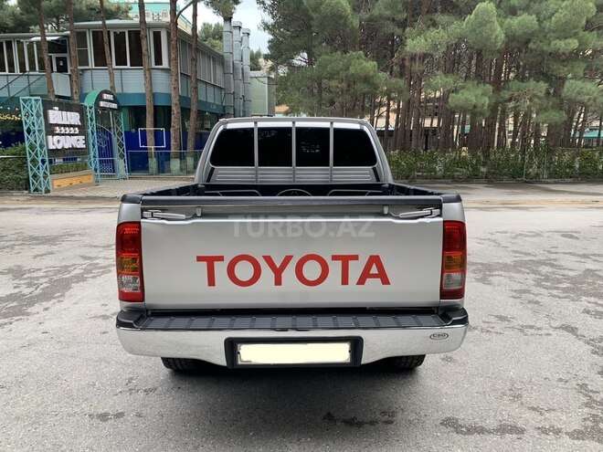 Toyota Hilux 2006, 154,320 km - 2.5 l - Bakı