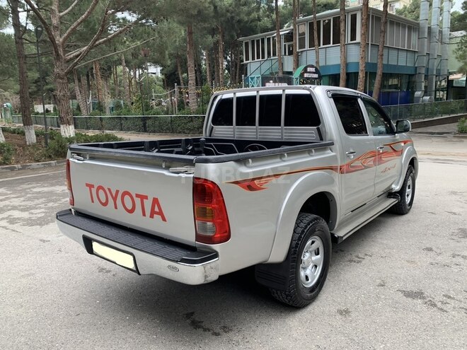 Toyota Hilux 2006, 154,320 km - 2.5 l - Bakı