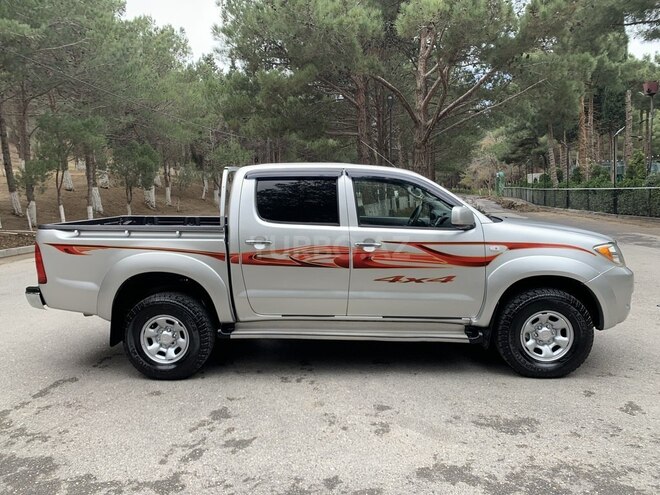Toyota Hilux 2006, 154,320 km - 2.5 l - Bakı
